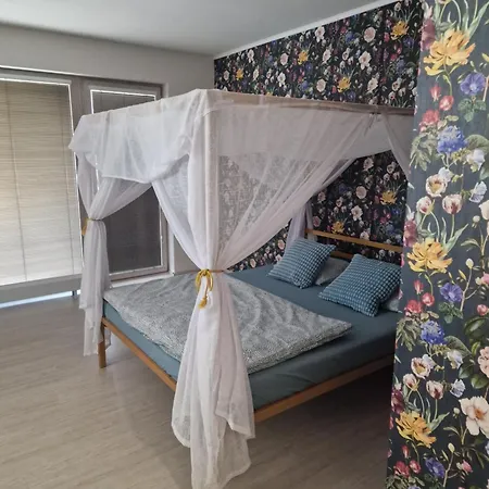 Luxusni Glam U Brna - Vana, Terasa, Nebesa, Parkovani Zdarma Appartement